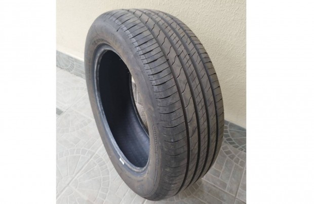 Elad� Goodyear ny�ri gumiabroncs 215/55 R 17 98W