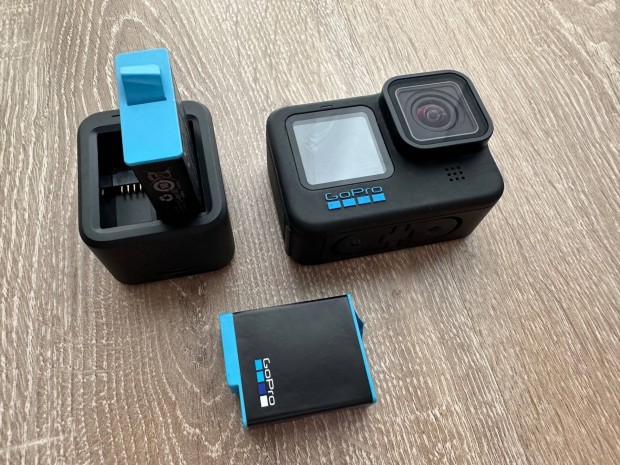 Eladó Gopro Hero 10 Black szett karcmentes állapotban