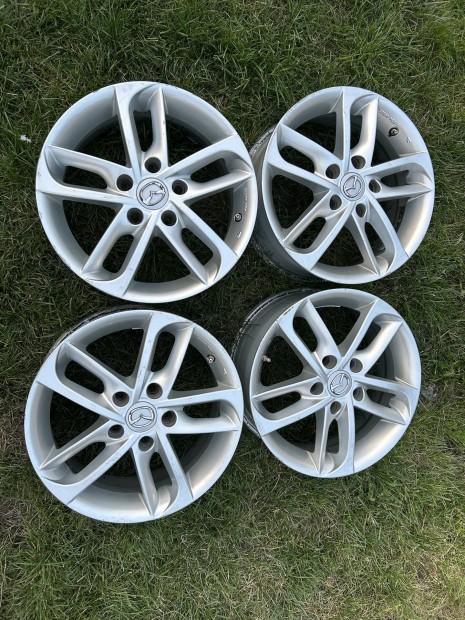 Eladó Gyári 16" mazda alufelni garnitúra