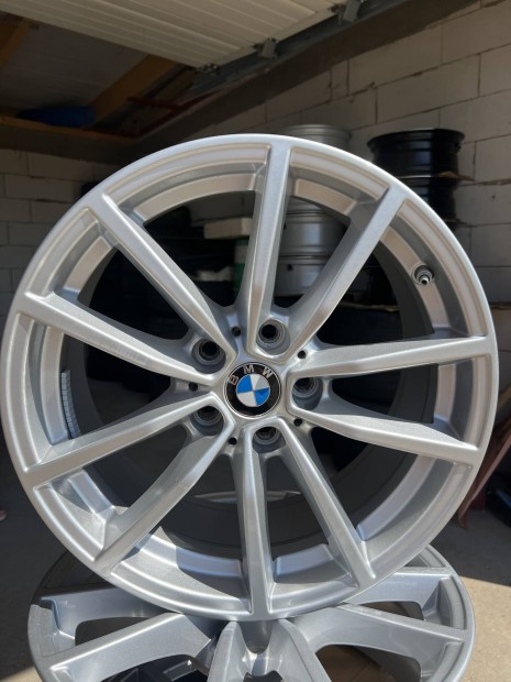 Eladó Gyári BMW alufelni 17"!