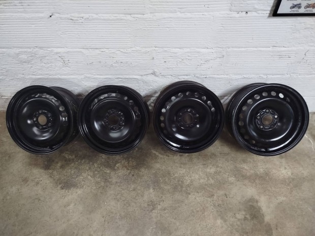 Elad� Gy�ri Ford 16 colos lemezfelni