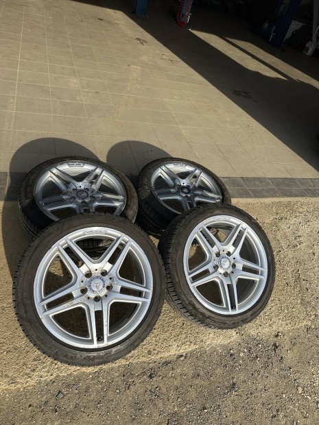 Elad� Gy�ri Mercedes Benz W204 t�li k�tsz�les alufelni garnit�ra