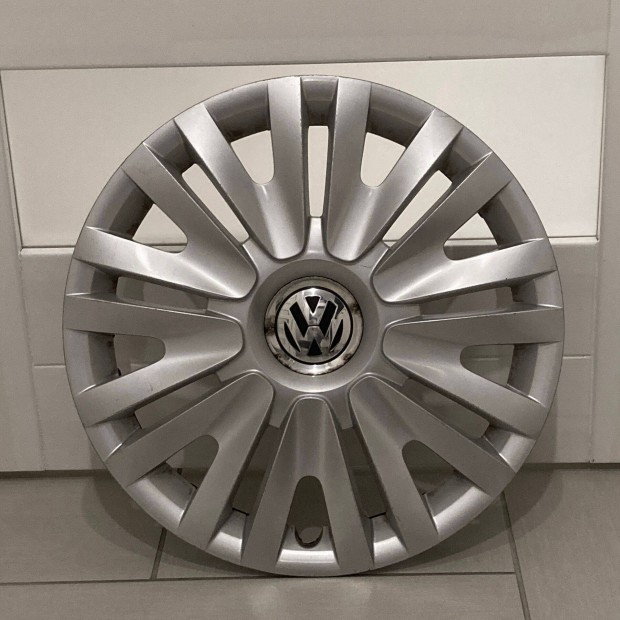 Eladó Gyári VW R16 Volkswagen 5K0-601-147 dísztárcsa