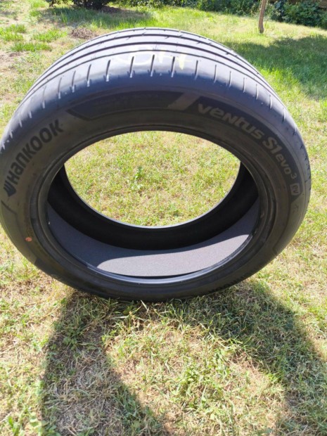 Eladó Hankook Ventus S1 Evo3 EV 104w 255/45 R19 nyári gumi