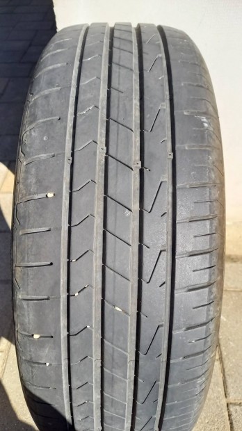Elad� Hankook ny�r gumi