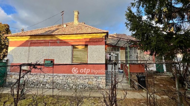 Eladó Ház, Adásztevel