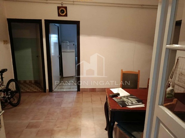 Elad� H�z, Badacsonyt�rdemic 38.900.000 Ft