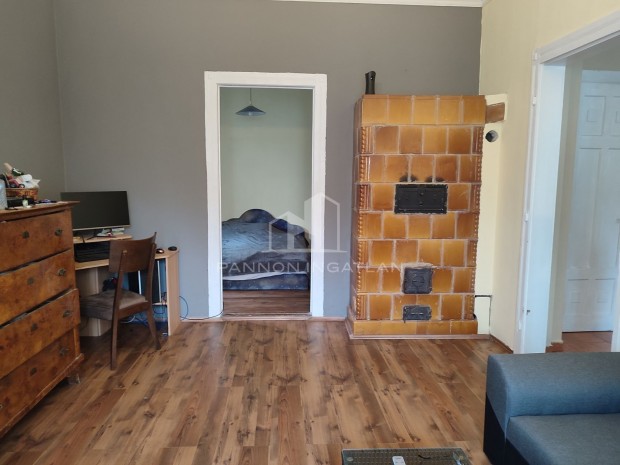 Elad� H�z, Balatonf�zf� 95.000.000 Ft