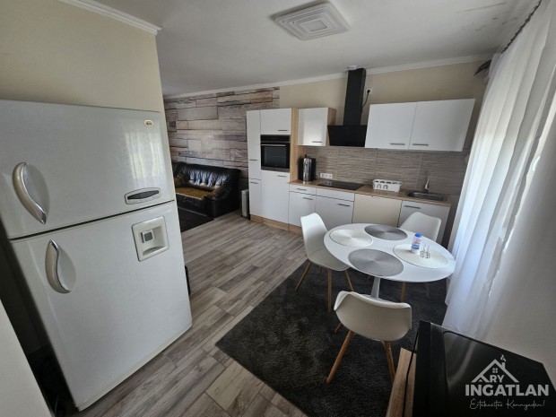 Elad� H�z, B�nr�ve 13.900.000 Ft