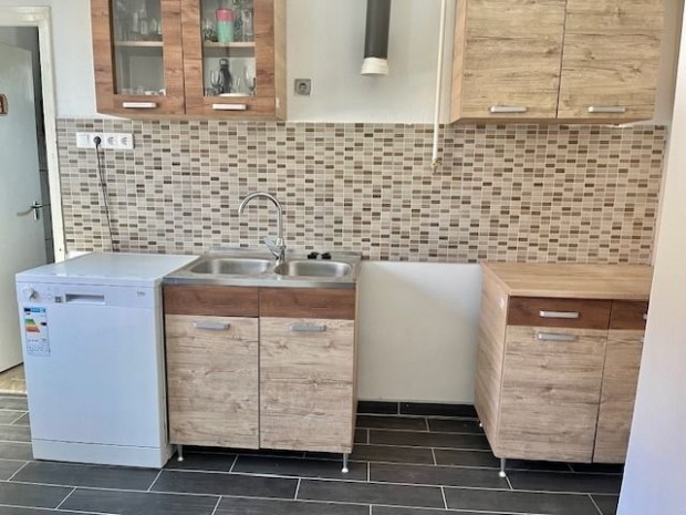 Elad� H�z, B�k�scsaba 20.000.000 Ft