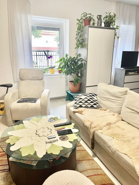 Elad� H�z, B�k�scsaba 24.900.000 Ft