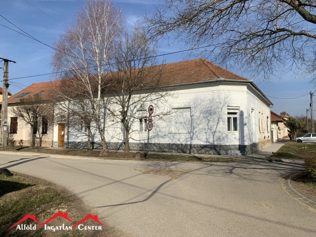 Elad� H�z, B�k�scsaba 63.500.000 Ft