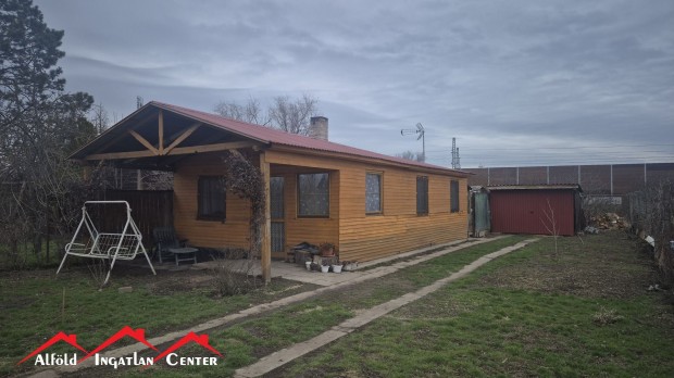 Elad� H�z, B�k�scsaba 7.990.000 Ft