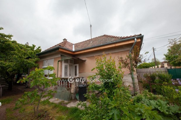 Elad� H�z, Budapest 17. ker.