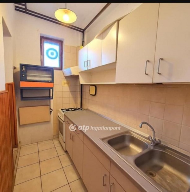 Elad� H�z, Budapest 17. ker.