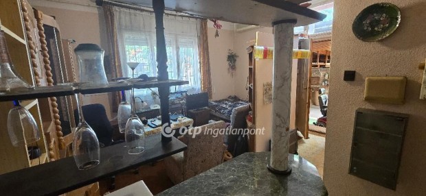 Elad� H�z, Budapest 20. ker.