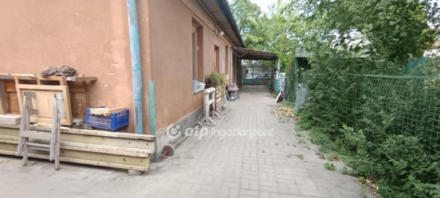 Elad� H�z, Budapest 20. ker.