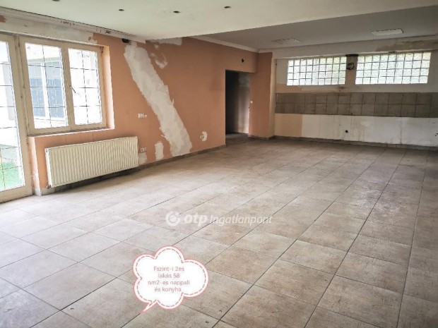 Elad� H�z, Budapest 20. ker.