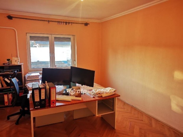 Elad� H�z, Budapest 21. ker.