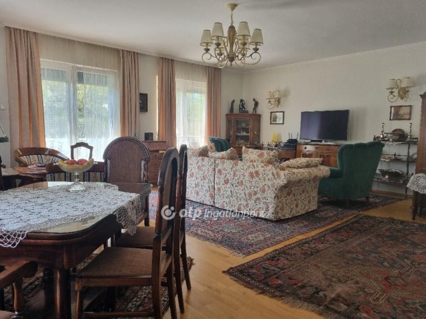 Elad� H�z, Budapest 2. ker.