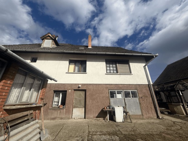 Elad� H�z, Csat�r 55.000.000 Ft