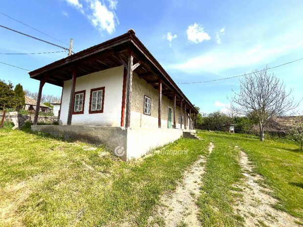 Eladó Ház, Cserhátsurány