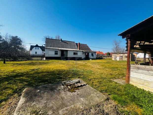 Eladó Ház, Drávatamási 9.800.000 Ft