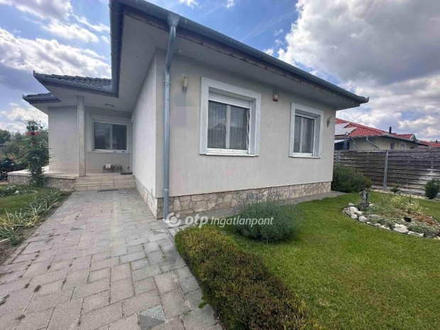 Eladó Ház, Dunavarsány