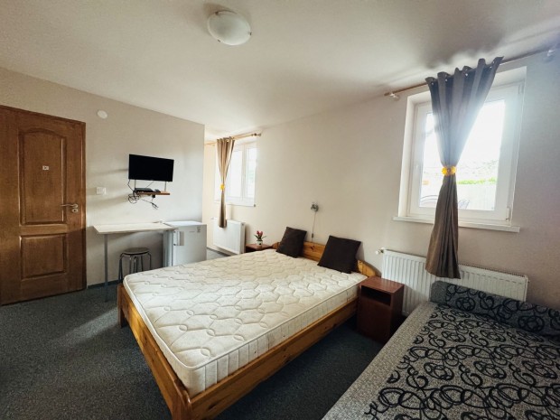 Elad� H�z, Eger 175.000.000 Ft