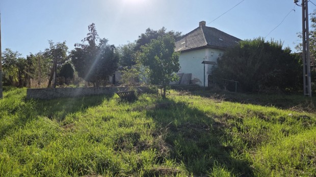 Elad� H�z, Golop 4.500.000 Ft