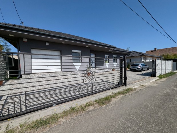 Elad� H�z, Gy�l 135.500.000 Ft