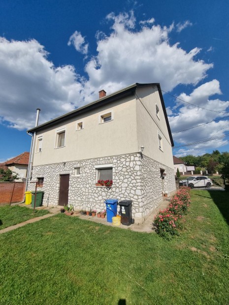 Elad� H�z, Hars�ny 51.490.000 Ft