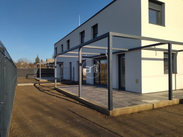 Elad� H�z, H�dmez�v�s�rhely 86.000.000 Ft