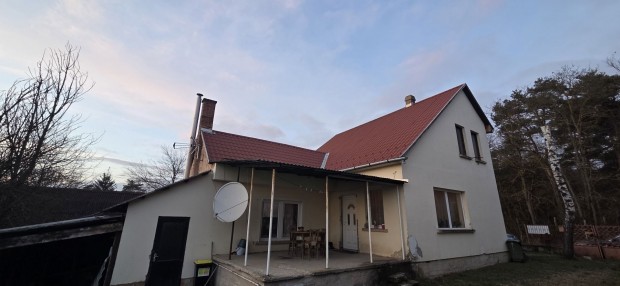 Elad� H�z, Isaszeg 79.900.000 Ft