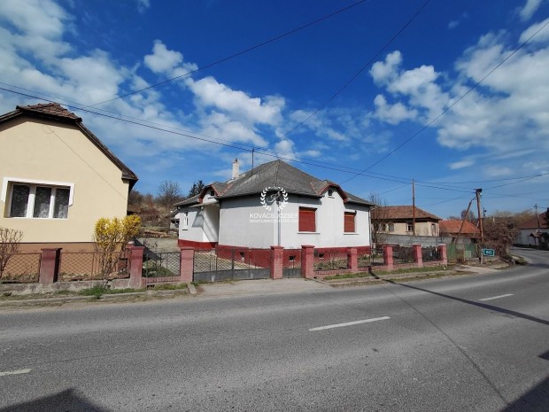 Elad� H�z, J�rd�nh�za 6.900.000 Ft