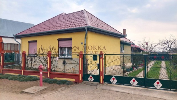 Elad� H�z, K�ll�semj�n 35.990.000 Ft