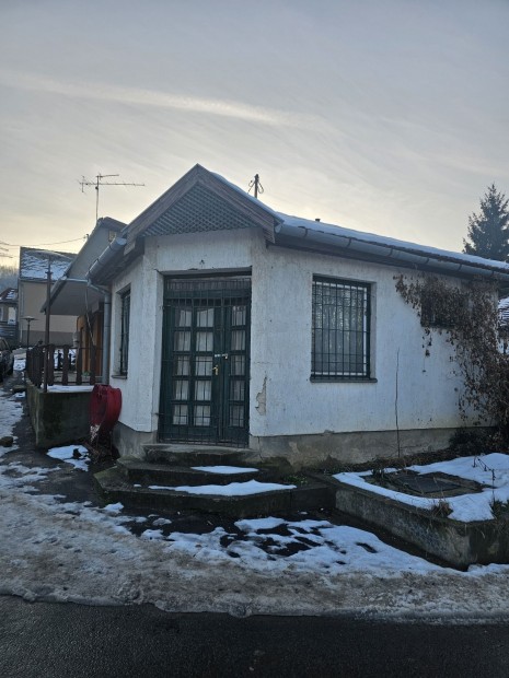 Elad� H�z, Koml� 13.500.000 Ft