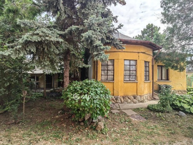 Eladó Ház, Kunhegyes