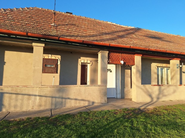 Elad� H�z, M�ra 12.000.000 Ft