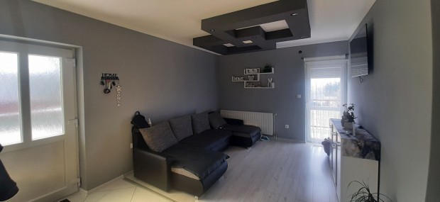 Elad� H�z, Monok 29.900.000 Ft