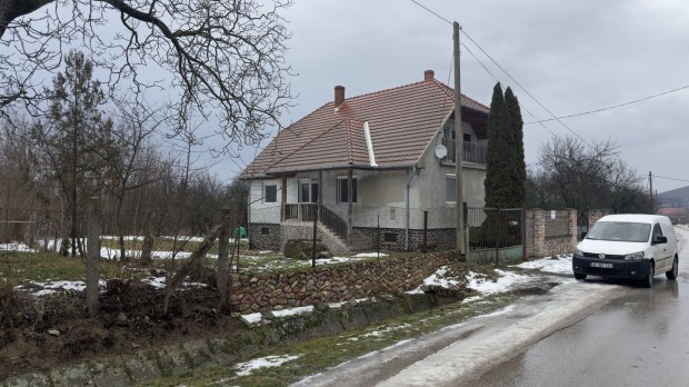 Elad� H�z, Monok 29.900.000 Ft