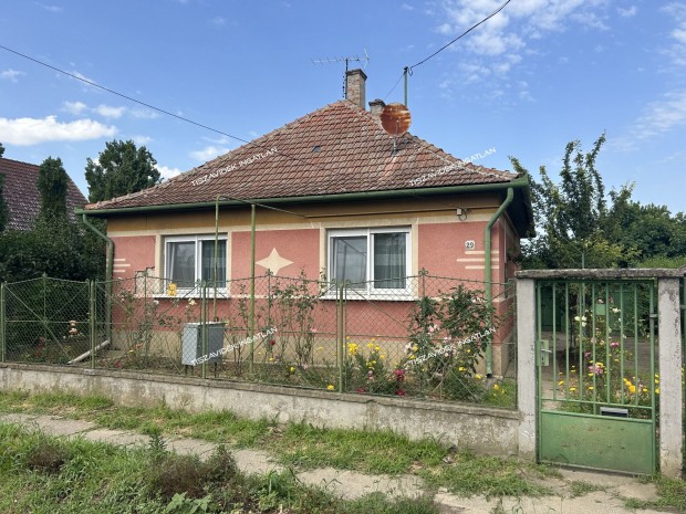 Eladó Ház, Nagykörű 17.900.000 Ft