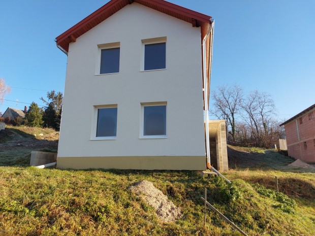 Elad� H�z, Nemesb�k 42.250.000 Ft