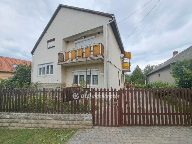 Eladó Ház, Nyékládháza