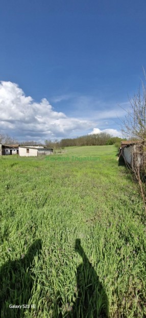 Elad� H�z, Ny�regyh�za 35.000.000 Ft