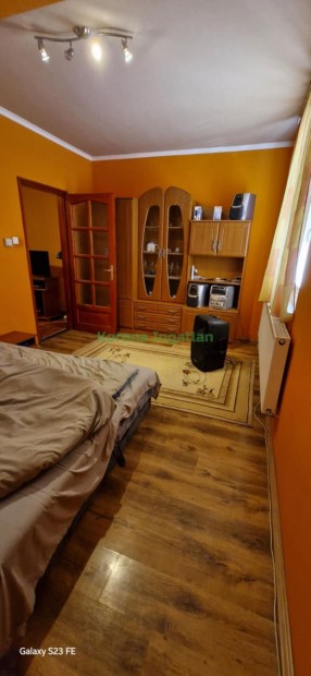 Elad� H�z, Ny�regyh�za 78.000.000 Ft