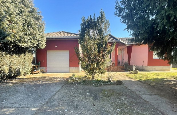 Elad� H�z, Ny�regyh�za 78.900.000 Ft