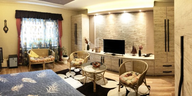 Elad� H�z, P�pa 40.000.000 Ft