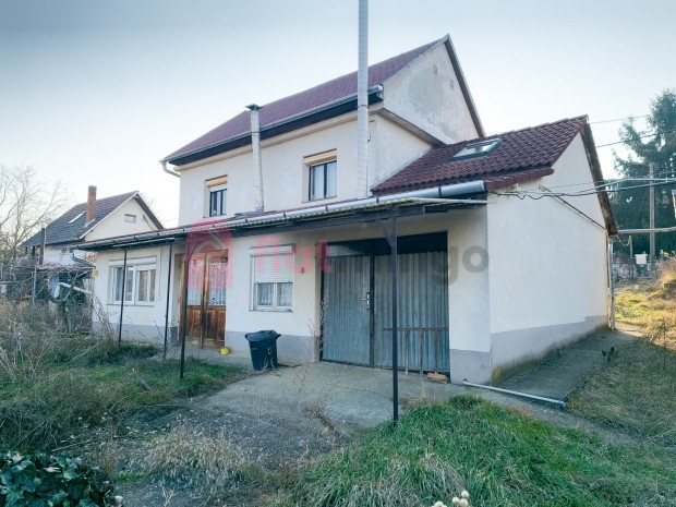 Elad� H�z, P�cs 42.000.000 Ft