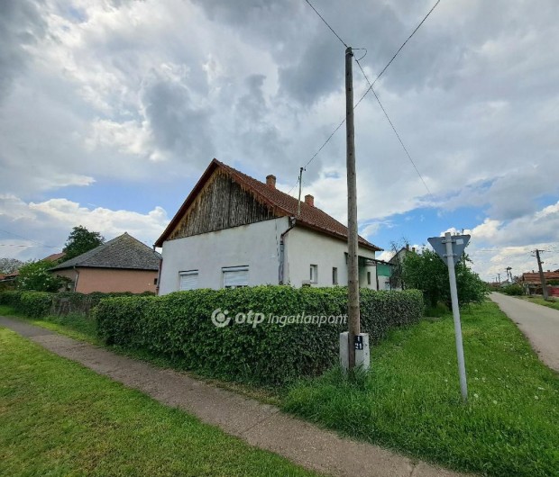 Eladó Ház, Püspökladány